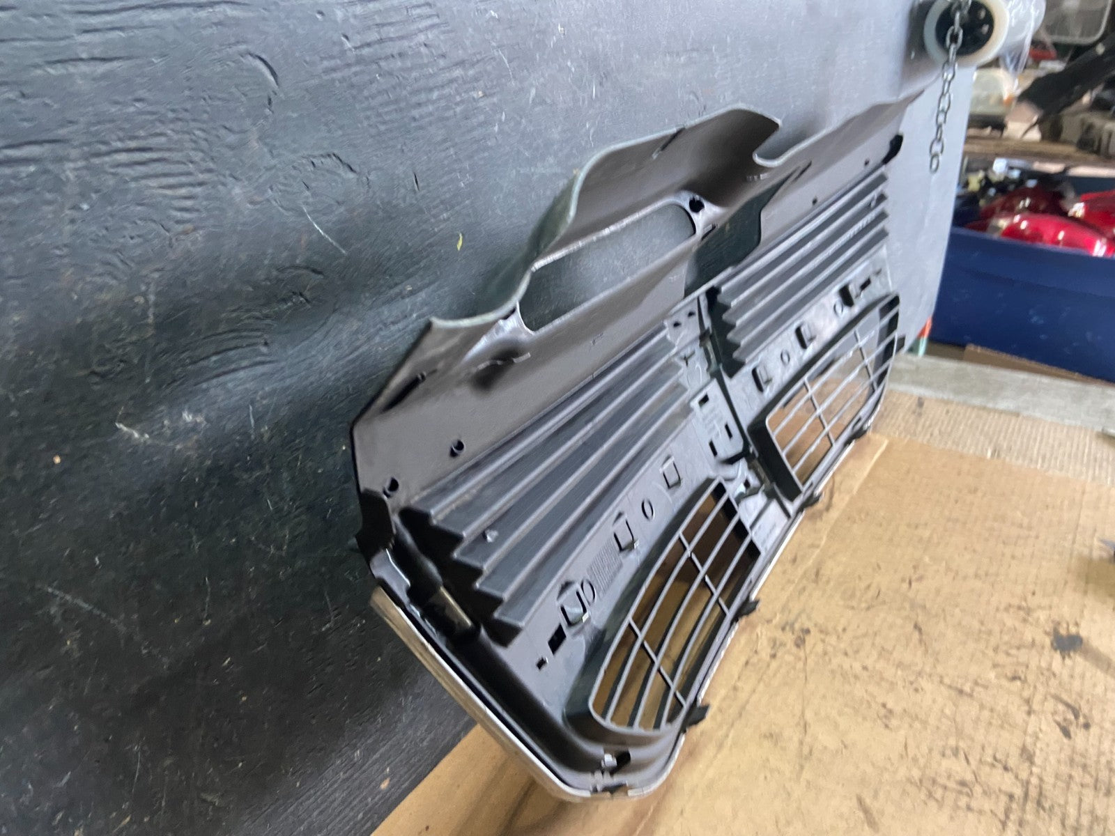2009 to 2010 Dodge Journey Chrome Front Upper Grill Grille OEM q9939 DG5