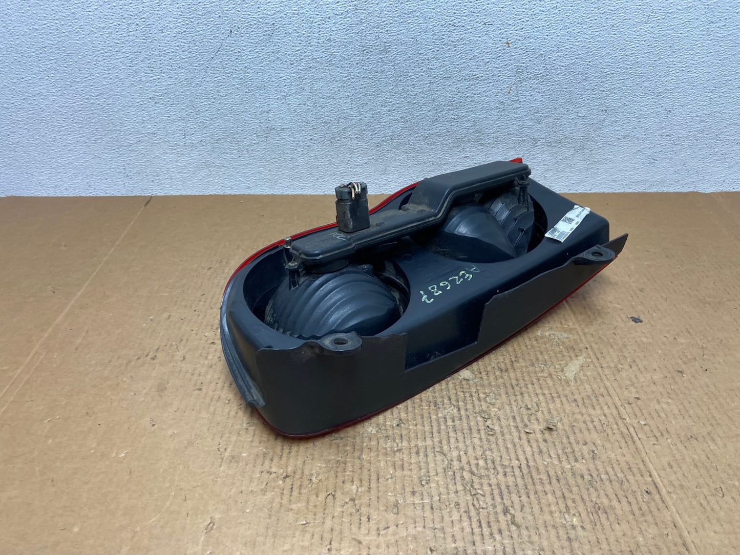 2004-2009 Dodge Durango Tail Light Left Driver Side LH DEPO AE2687 LK4