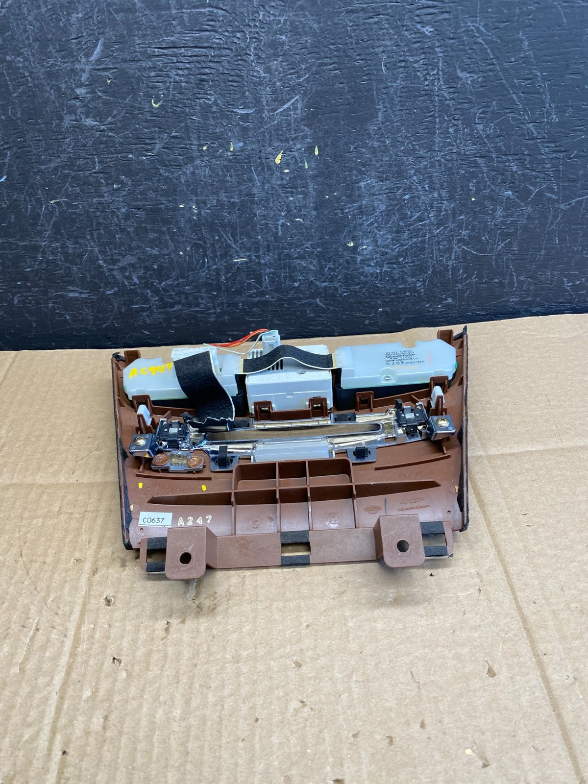2006 to 2007 Infiniti M35 M45 Radio Audio Control Panel AC9428 DG3