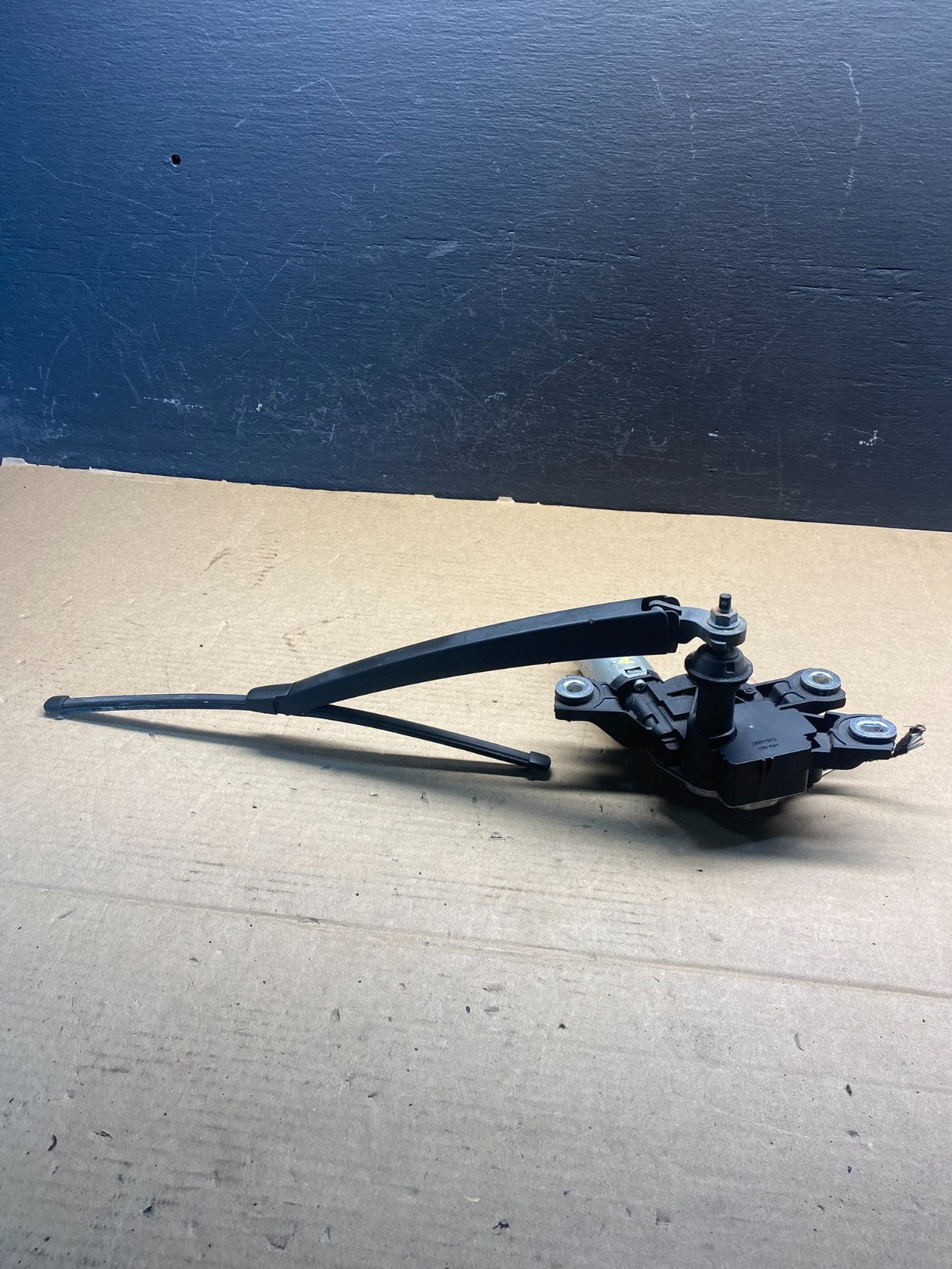 2011 to 2016 Volkswagen Tiguan Rear Window Wiper Motor ac4559 DG3