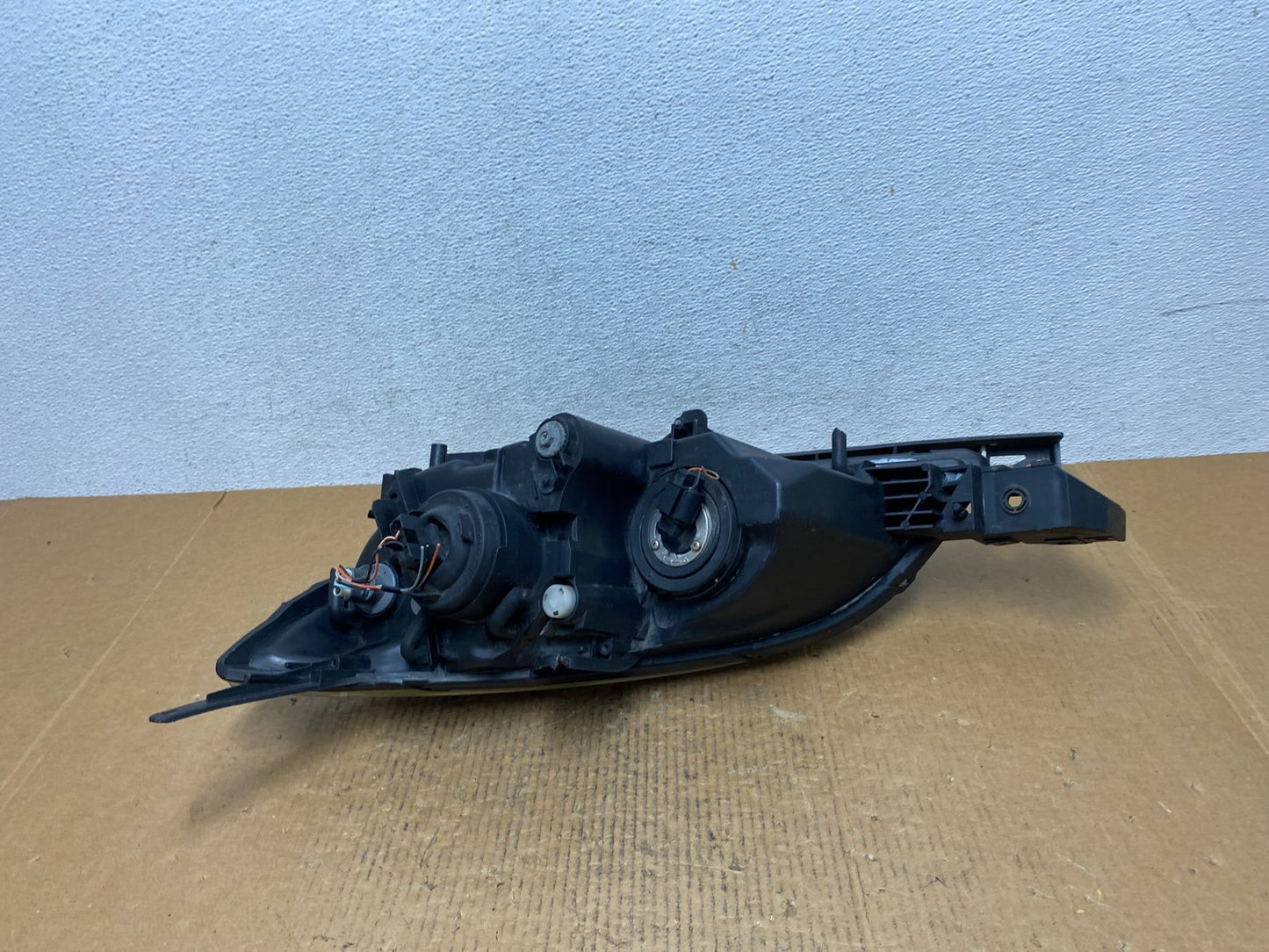 2004 to 2009 Mazda 3 Hatchback Right Passenger Rh Side Headlight AE1178 DW6