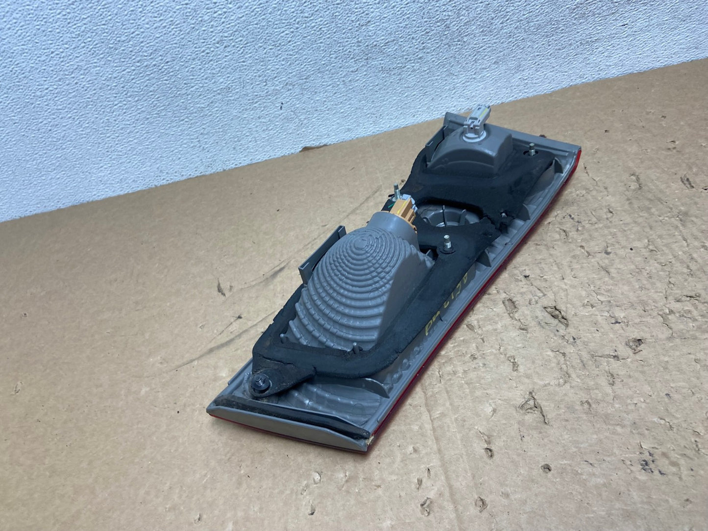 2000-2001 Toyota Camry Tail Light Right Passenger Rh Side Inner AG1339 LK4