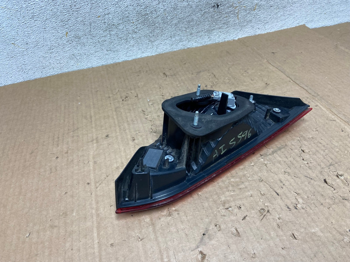 2018 to 2022 Toyota Camry Right Passenger Rh Tail Light Inner AI5596 LK4