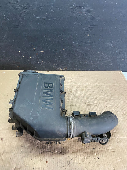 2007 to 2010 BMW X5 Air Intake Cleaner Filter Housing Box OEM O0618 DG3