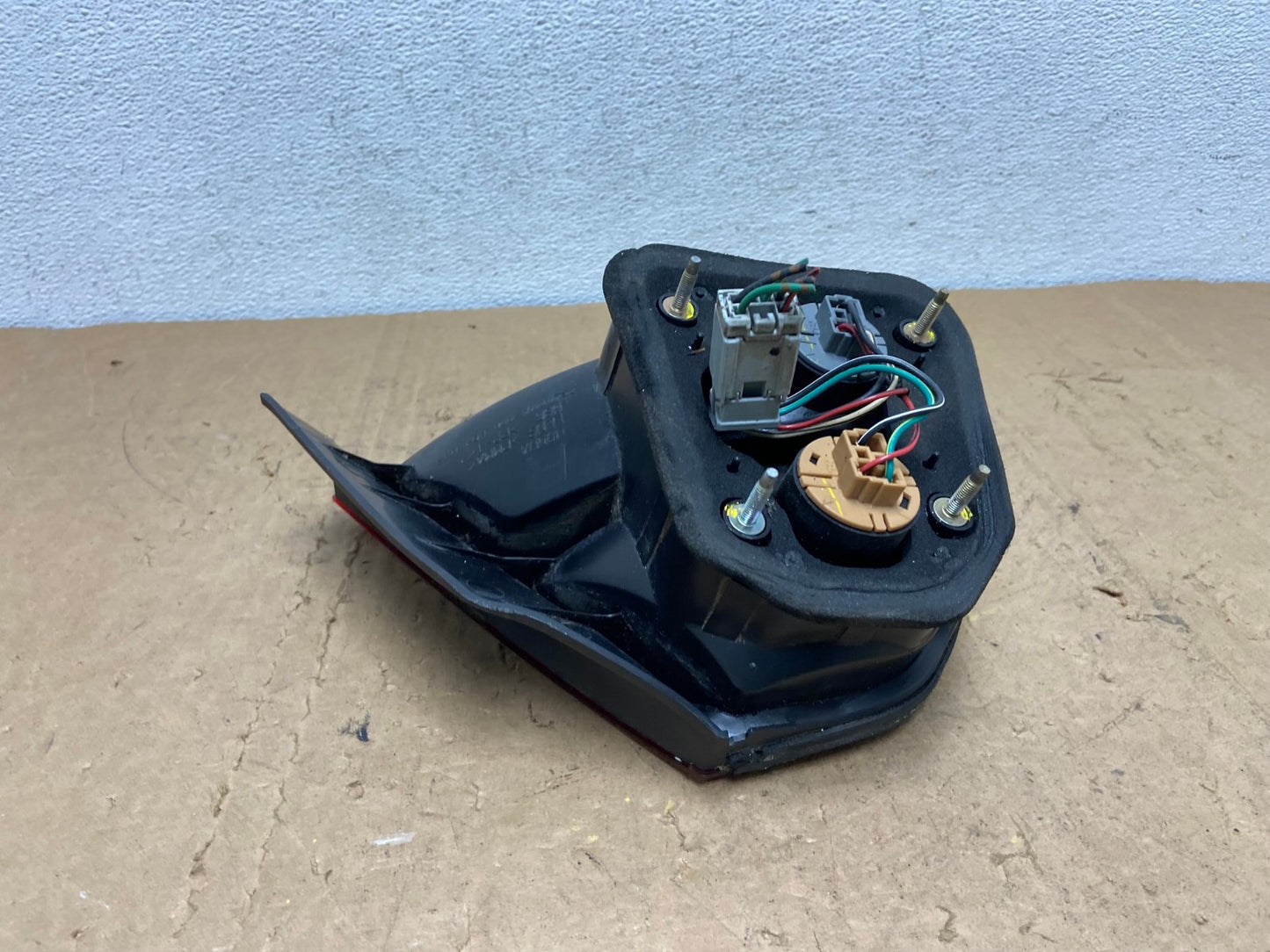 1998 - 2002 Honda Accord Coupe 2-door Right Passenger Tail Light AD0582 LK5