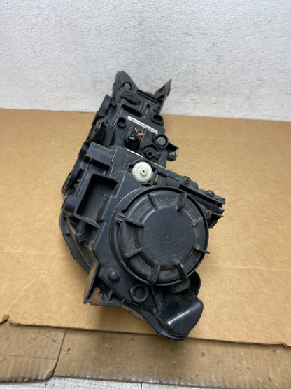 2015 2016 2017 Chrysler 200 Right Passenger Rh Side Halogen Headlight AD4508 DW7