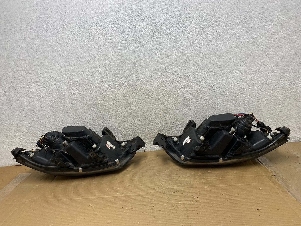 2006 to 2008 BMW 3-Series Sedan E90 Left+Right Set Side LED Headlights AH2482 DG5