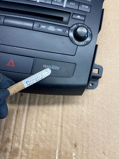 2007 to 2010 Mitsubishi Outlander Am Fm Cd Player Radio Receiver AF6363 DG1