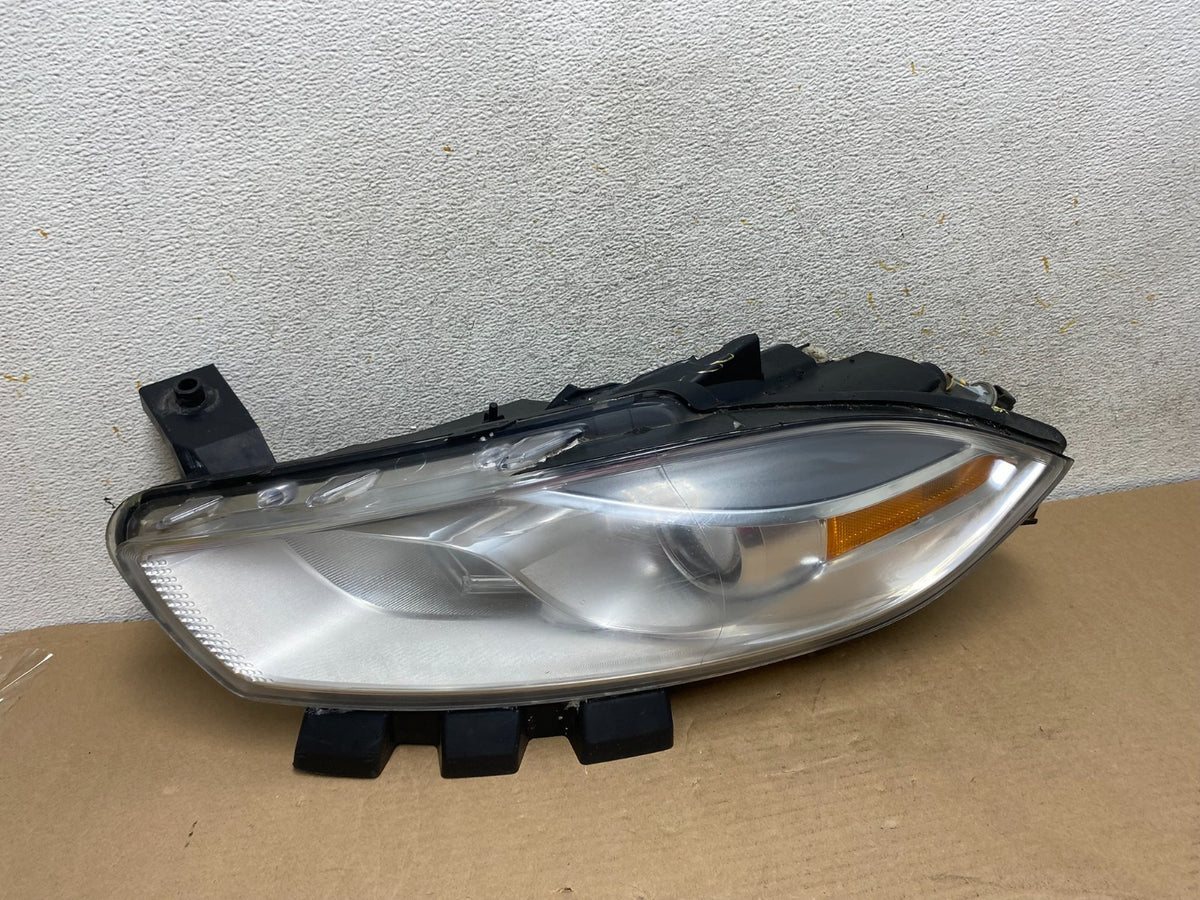 2013 to 2016 Dodge Dart Left Driver LH Halogen Headlight AH9338 DW0