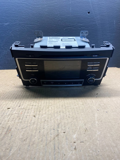 2017 to 2018 Nissan Altima Radio Cd Mp3 Player AM/FM ac7113 DG0