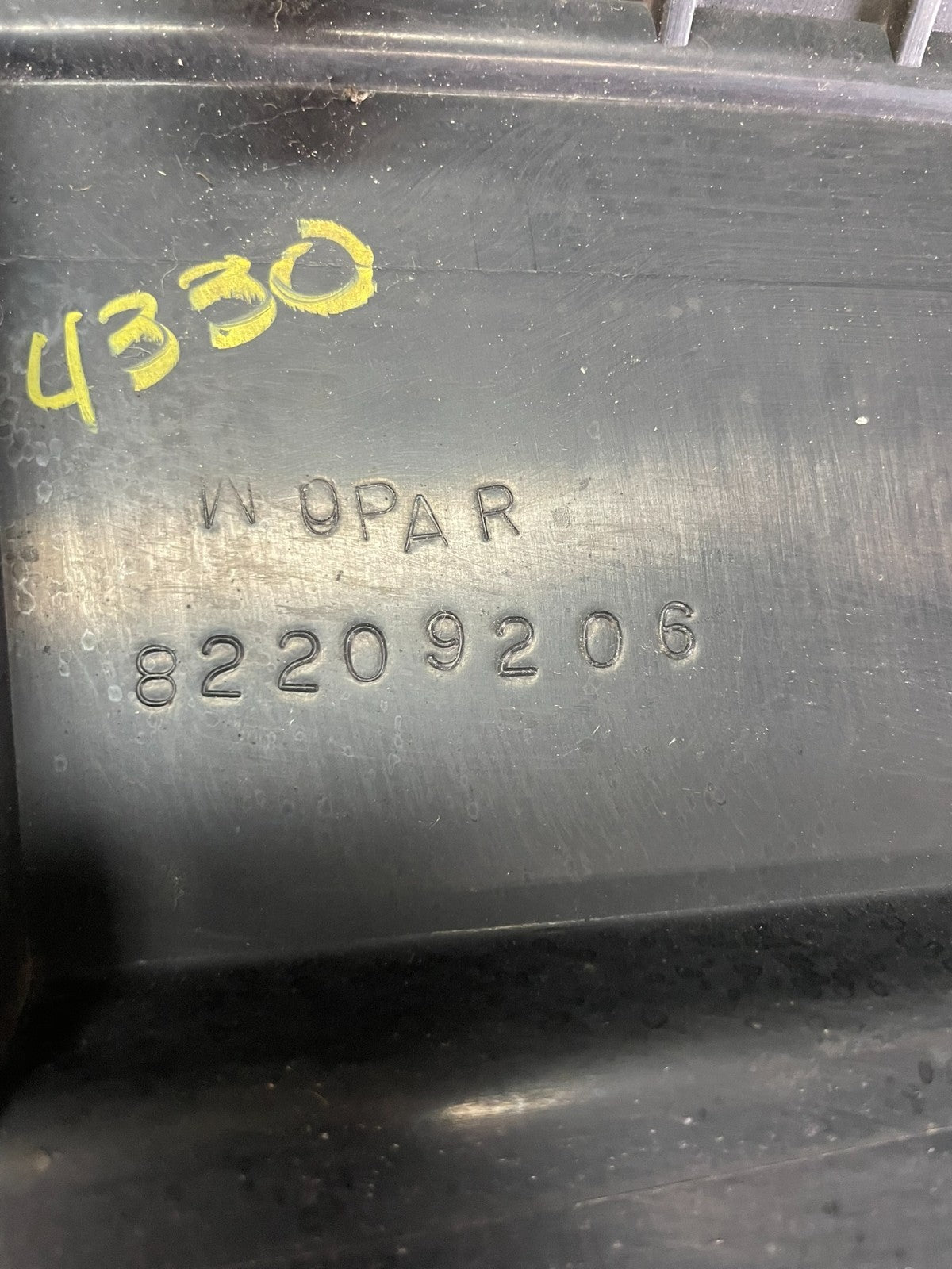 2005 2006 2007 Jeep Grand Cherokee Front Upper Grill Grille ae9955 DG7