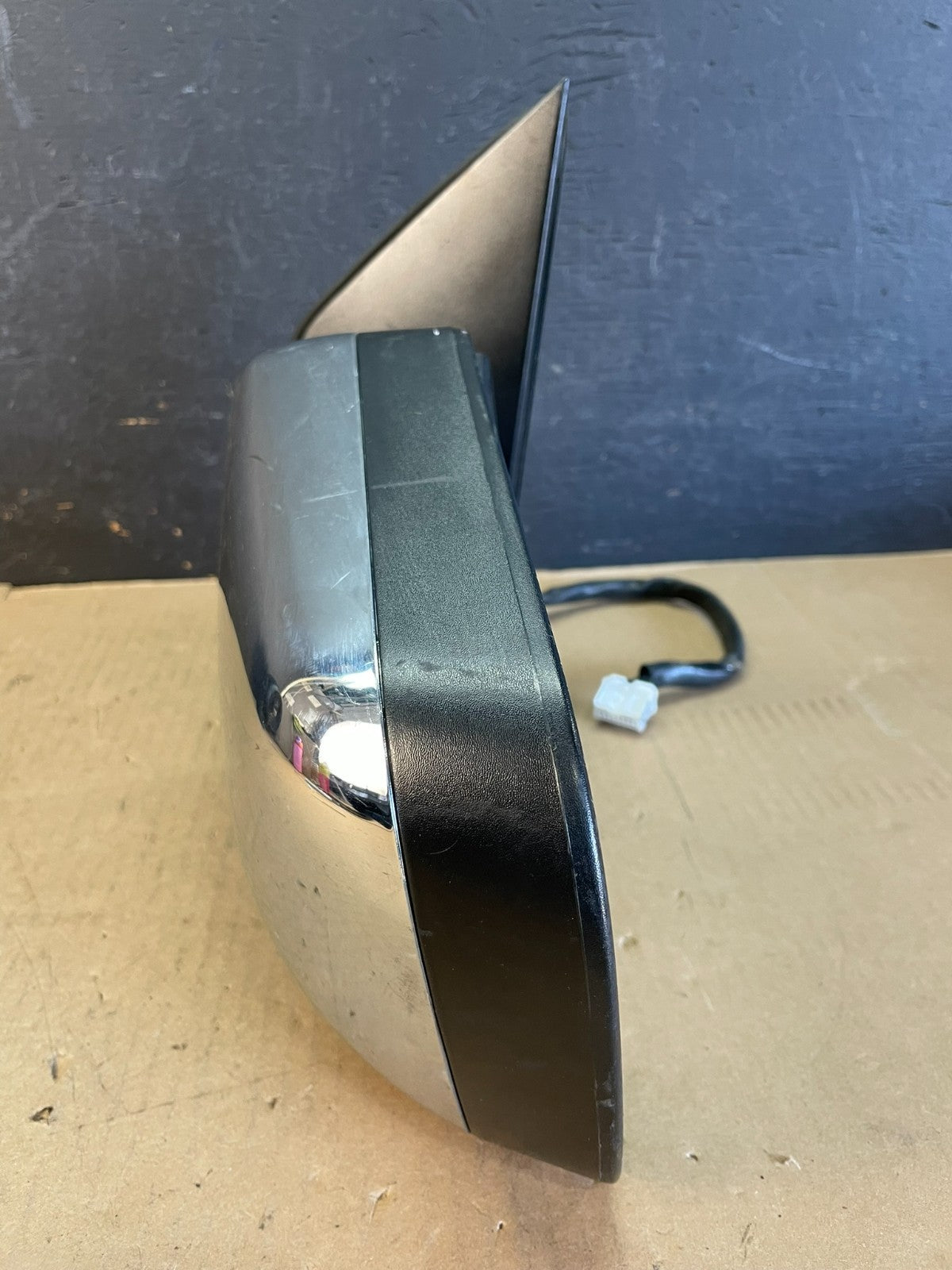 2004-2010 Infiniti QX56 Left Driver LH View Mirror AD5609 DW10