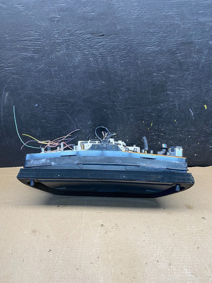 1986-1991 Mercedes W126 E300 Instrument Cluster Speedometer r2530 DG5
