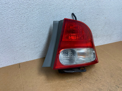 2009 2010 2011 Honda Civic Right Passenger Side Tail Light AE0507 LK2