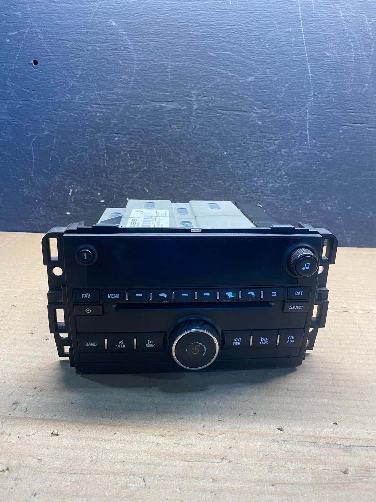 2007 - 2014 Chevrolet GMC Cadillac Buick AM FM CD Radio USB Aux mp3 AF3990 DW0