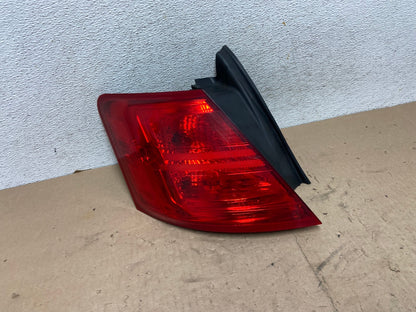2014 to 2018 Ford Taurus Interceptor Left Driver LH Tail Light AG5503 LK0