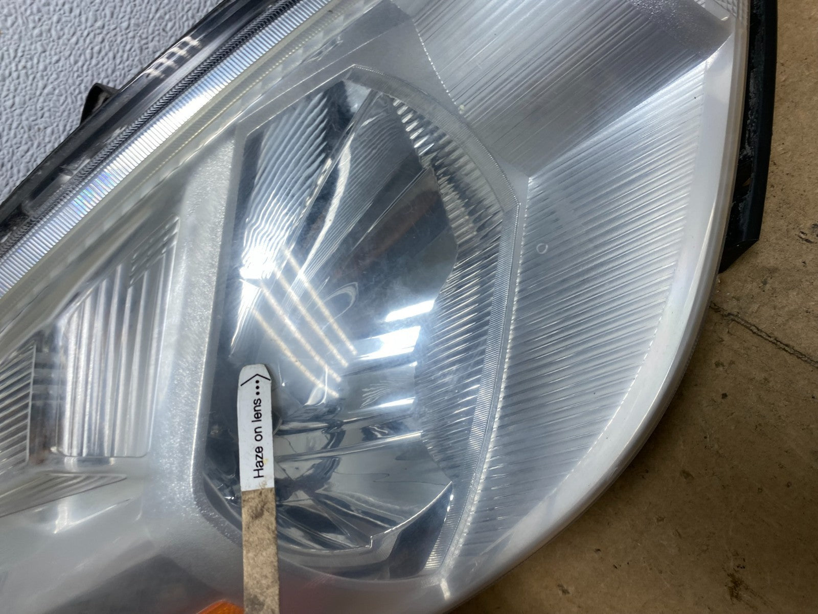 2008 to 2012 Nissan Versa Headlight Right Passenger Rh Side AC3420 DW4