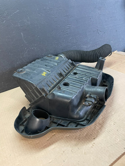 2006 to 2011 Chevrolet HHR Engine Motor Cover Shield AE3441 DG3