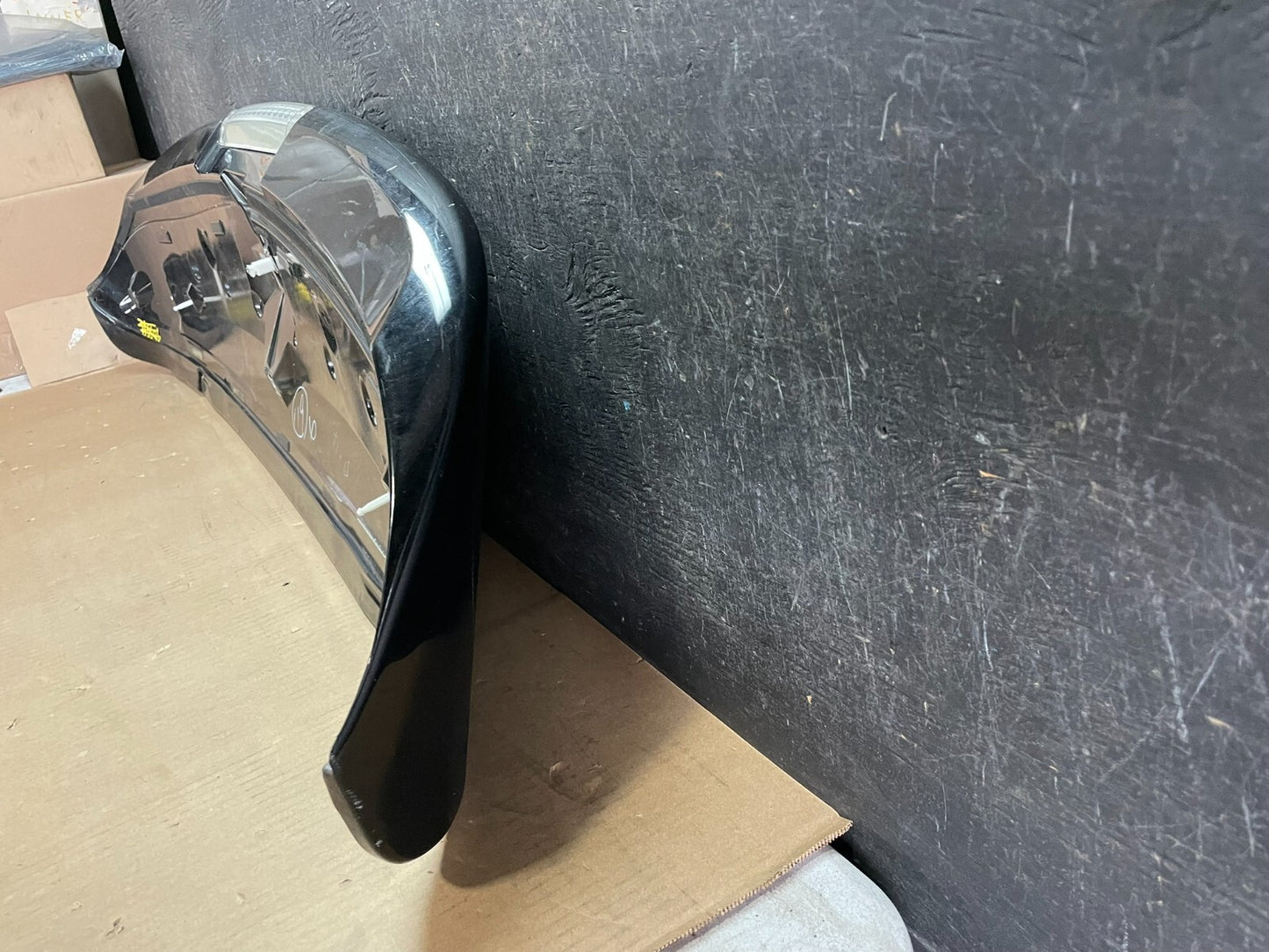 2004-2009 Lexus RX330 RX350  Rear Trunk Tail Gate Lift Gate Spoiler OEM L91609