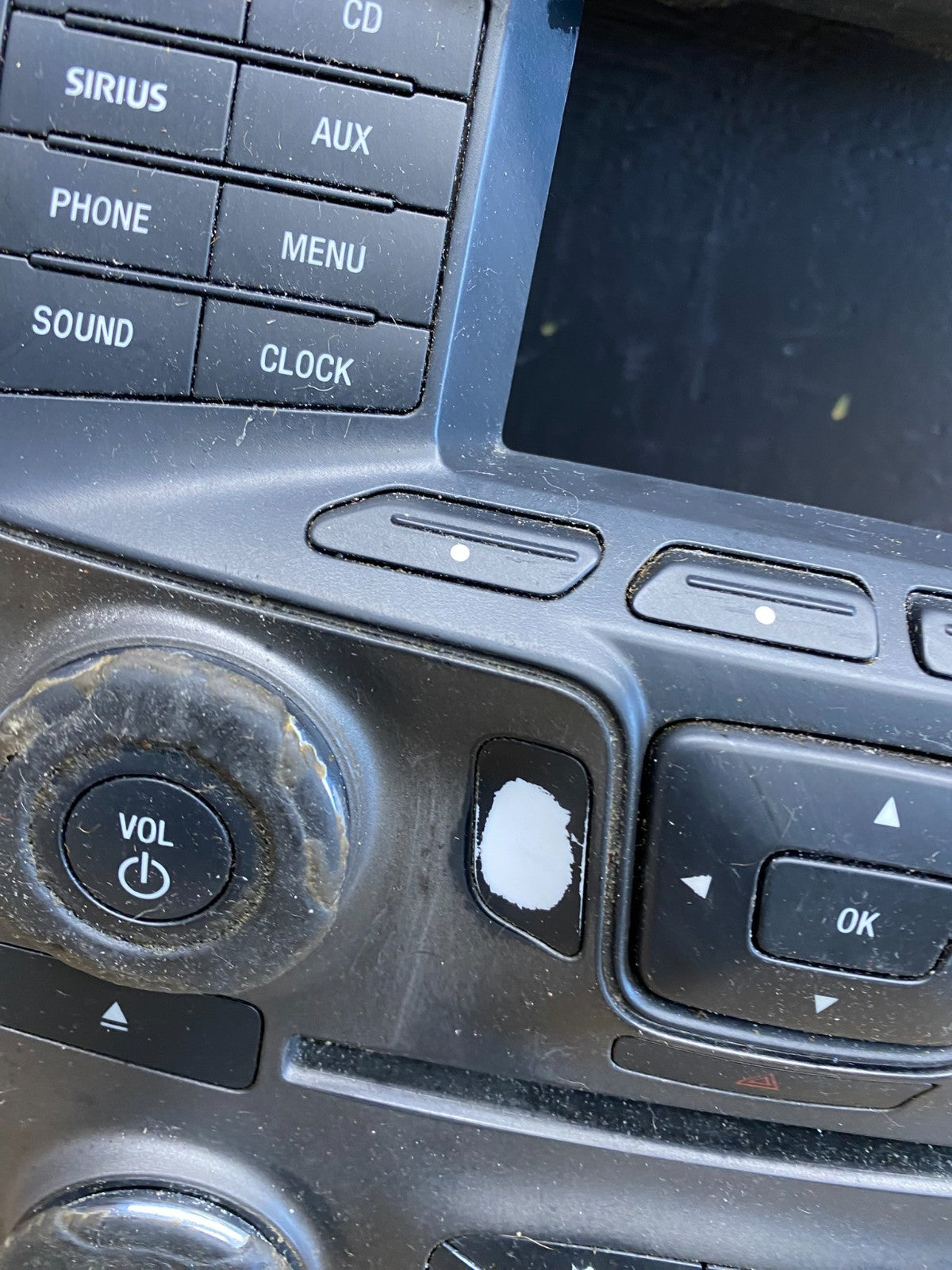 2011 to 2014 Ford Explorer Radio Climate Control Trim Bezel Panel ab8696 DG1
