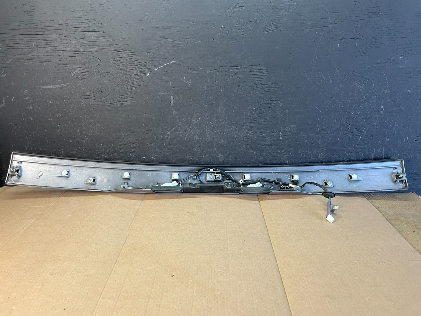 2009 - 2013 Subaru Forester Liftgate Tailgate Trunk Trim Molding AC2087 DG5