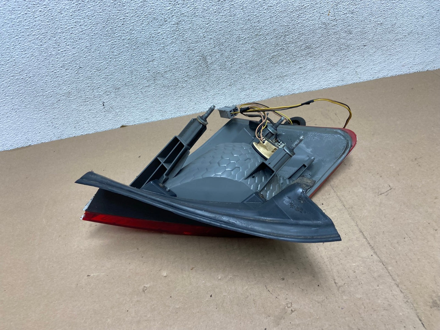 2014 to 2018 Ford Taurus Interceptor Right Passenger RH Tail Light AG4599 LK4