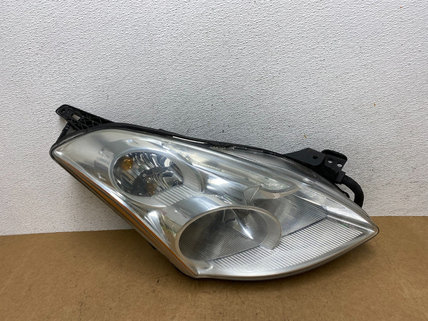 Sedan 2010 2011 2012 Nissan Altima Headlight Right Passenger Rh AE3267 DW0