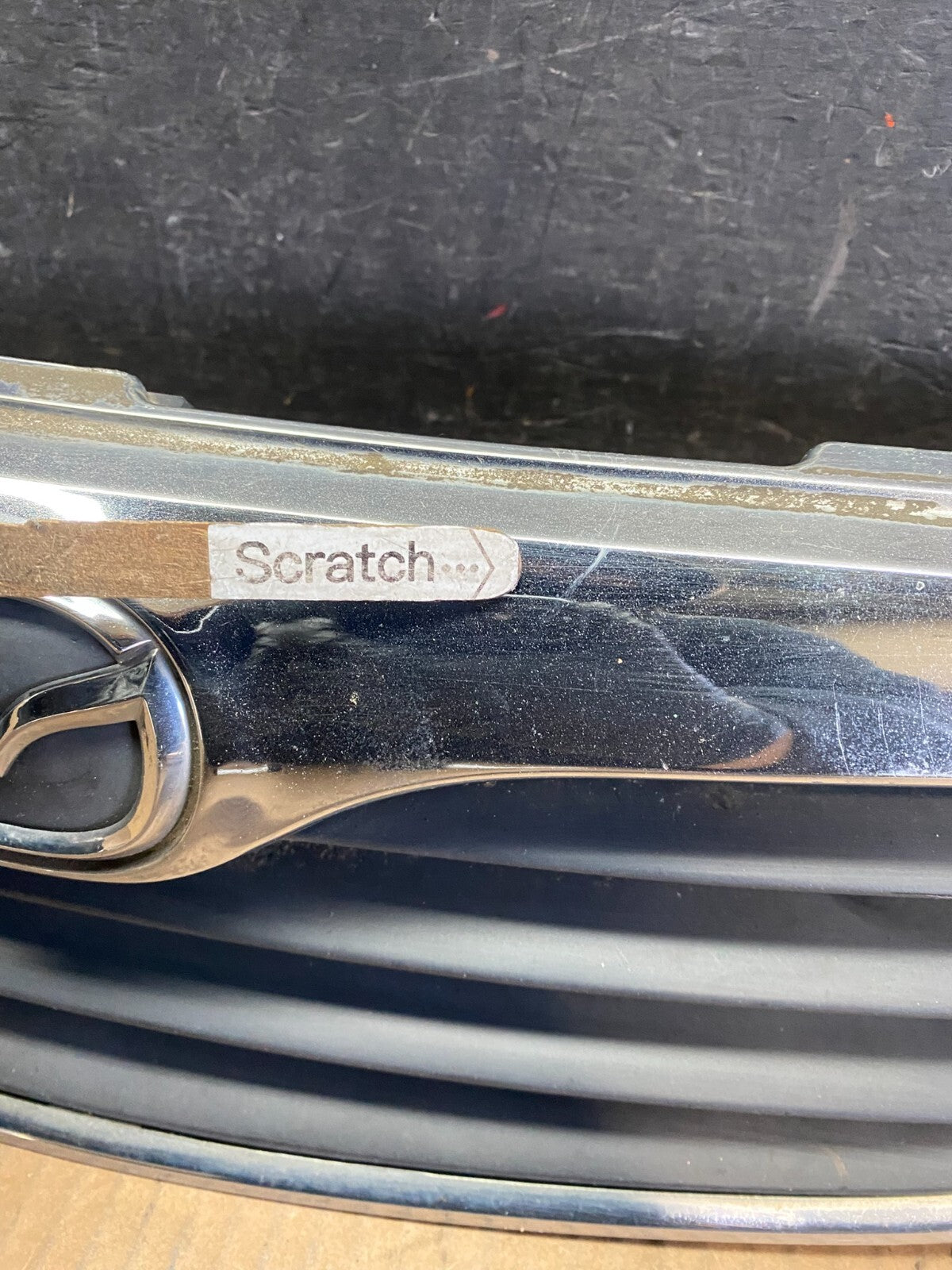 1999 Mazda 626 Front Upper Grill Grille G3408 DG3