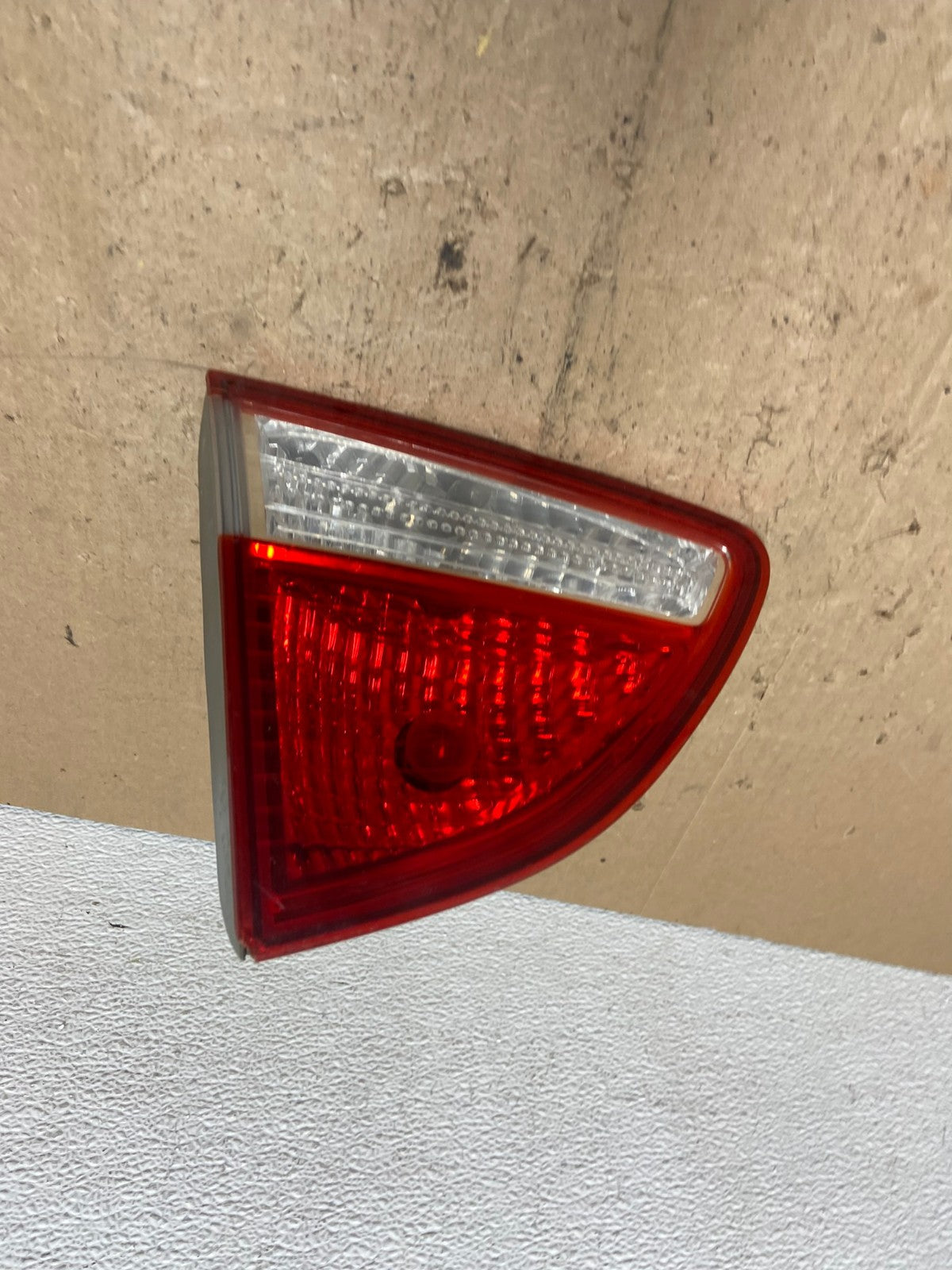 2007 to 2012 Hyundai Veracruz Inner Tail Light Left Driver Side AC6039 LK0