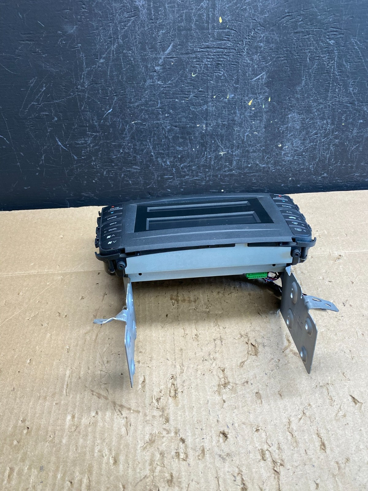2004 2006 Acura TL Screen Display Radio Climate Control AC9169 DG4