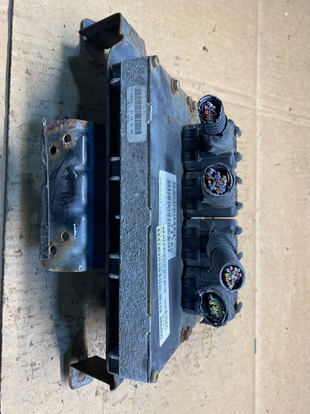 2008 2009  Caravan Town & Country 3.8L Engine Control Unit ECU Module R9100 DG2