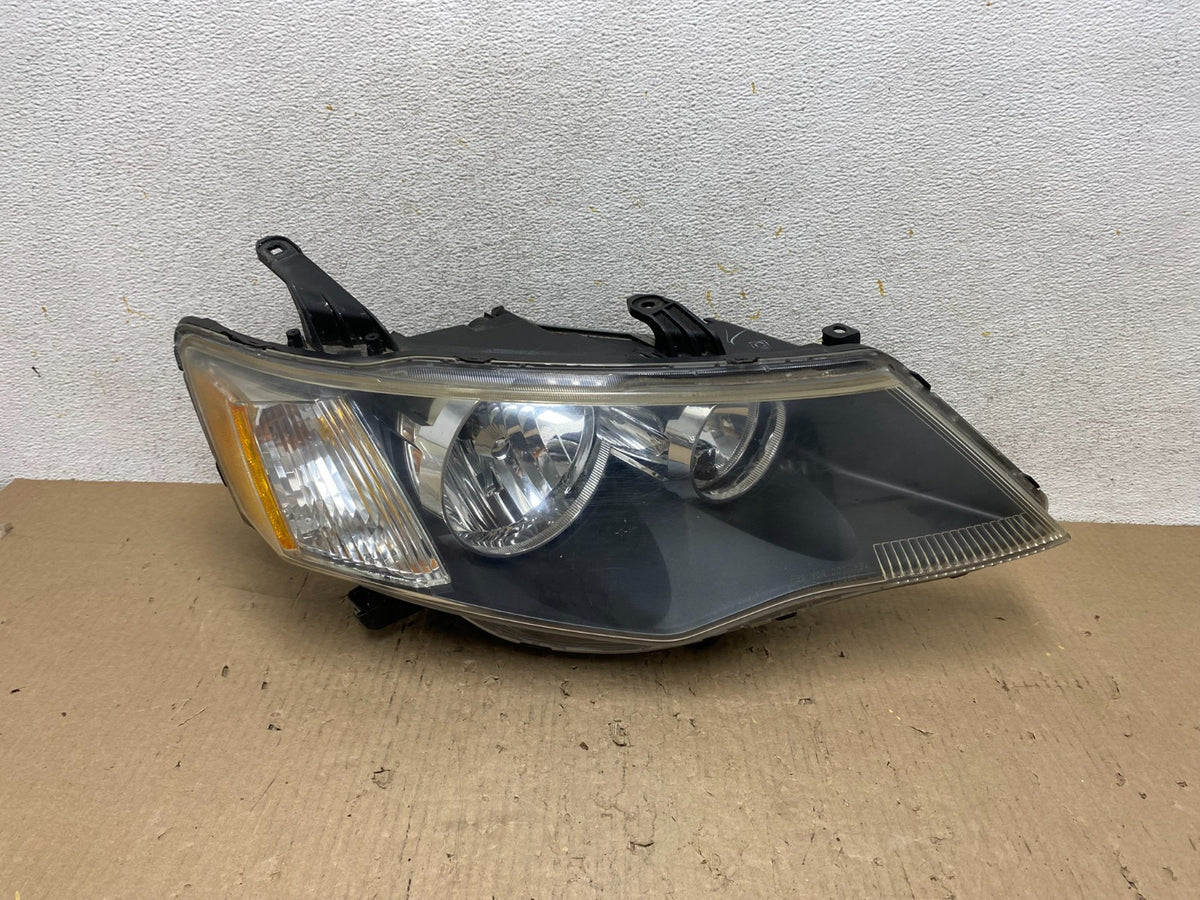 Halogen 2007-2009 Mitsubishi Outlander Right Passenger Headlight AH5968 DW0