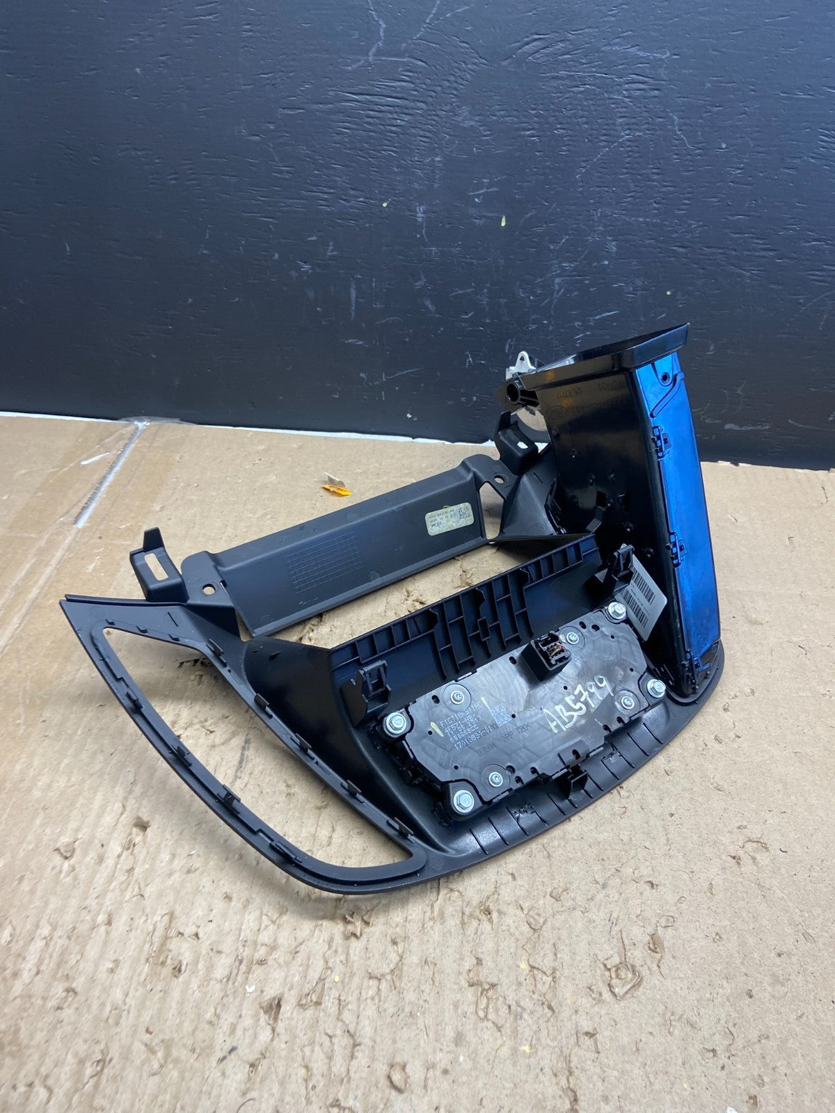 2017 2018 2019 Ford Escape Dash Radio Control Panel Bezel AB5799 DG3