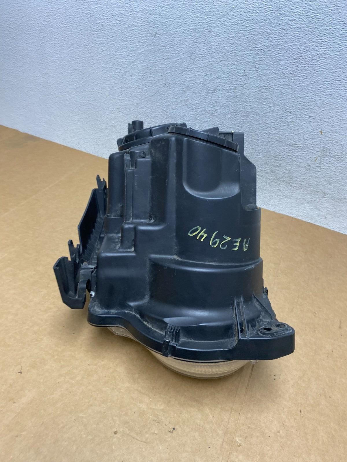 2006-2009 Land Rover Range Rover Right Passenger Xenon AFS Headlight AE2940 DW9