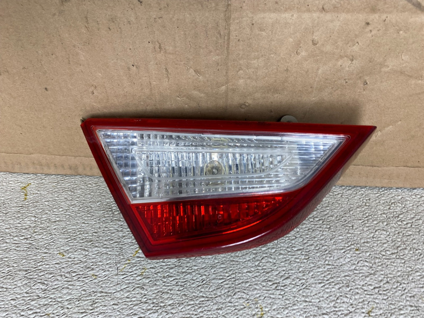 2011 2012 2013 2014 Hyundai Sonata Left Driver Inner Tail Light Oem R6999 DW0
