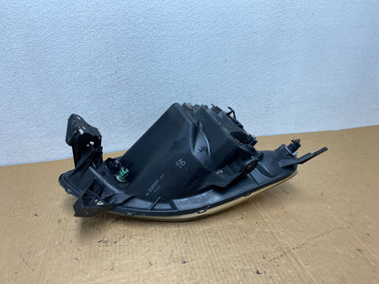 2002 to 2004 Honda Crv Cr-v Left Driver Halogen Headlight AC8329 DW4