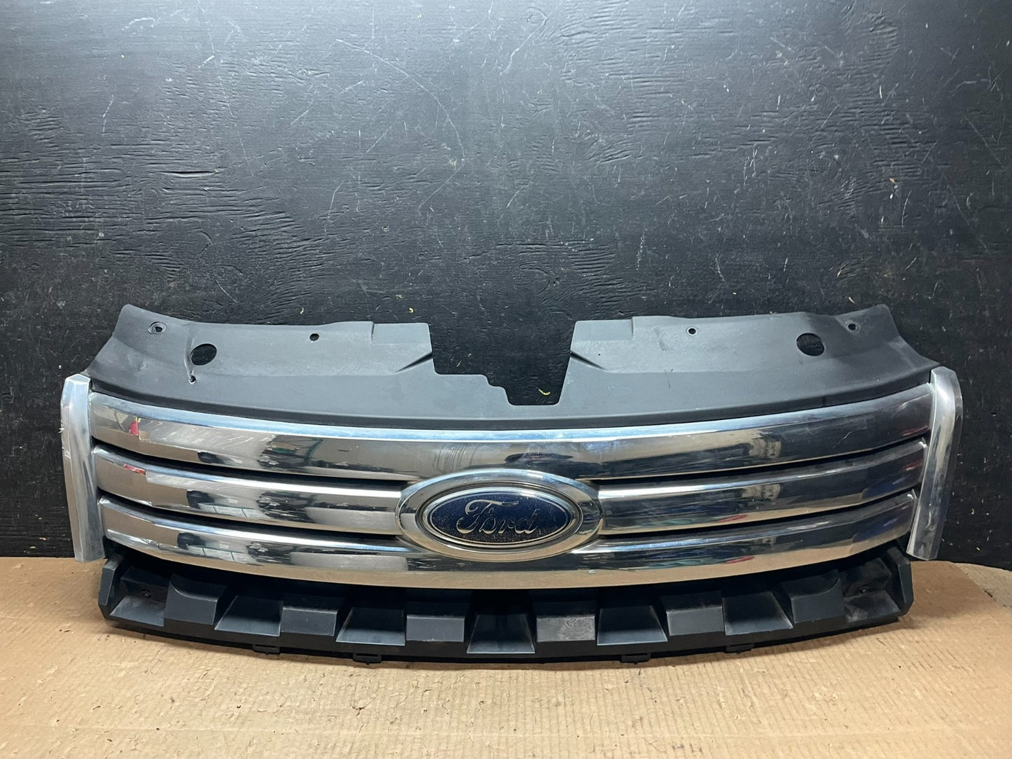 2008 to 2009 Ford Taurus Front Upper Grill Grille Chrome y6448 DG0