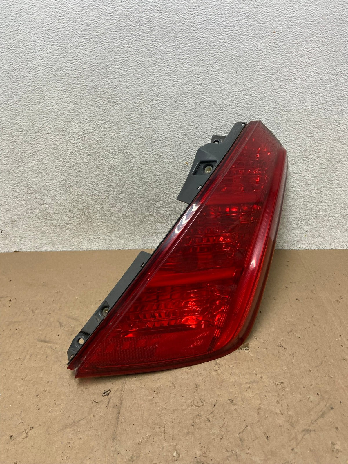2003 2004 2005 Nissan Murano Right Passenger Rh Side Tail Light AG5397 LK0