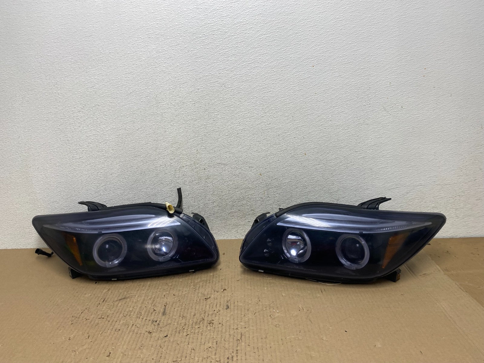 2005 - 2010 Scion Tc Left+Right Set Side Led Projector Headlights AE7124 DW0