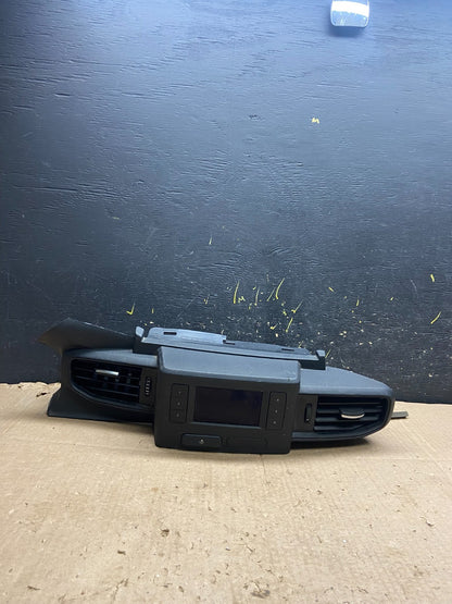 2020 to 2023 Ford  Explorer Console Radio Display Screen Air Vents Z1636 DG0