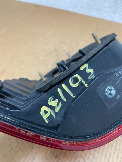 2001 2003 BMW 5 Series E39 Wagon Right Passenger RH Side Tail Light Oe AE1193 DG6