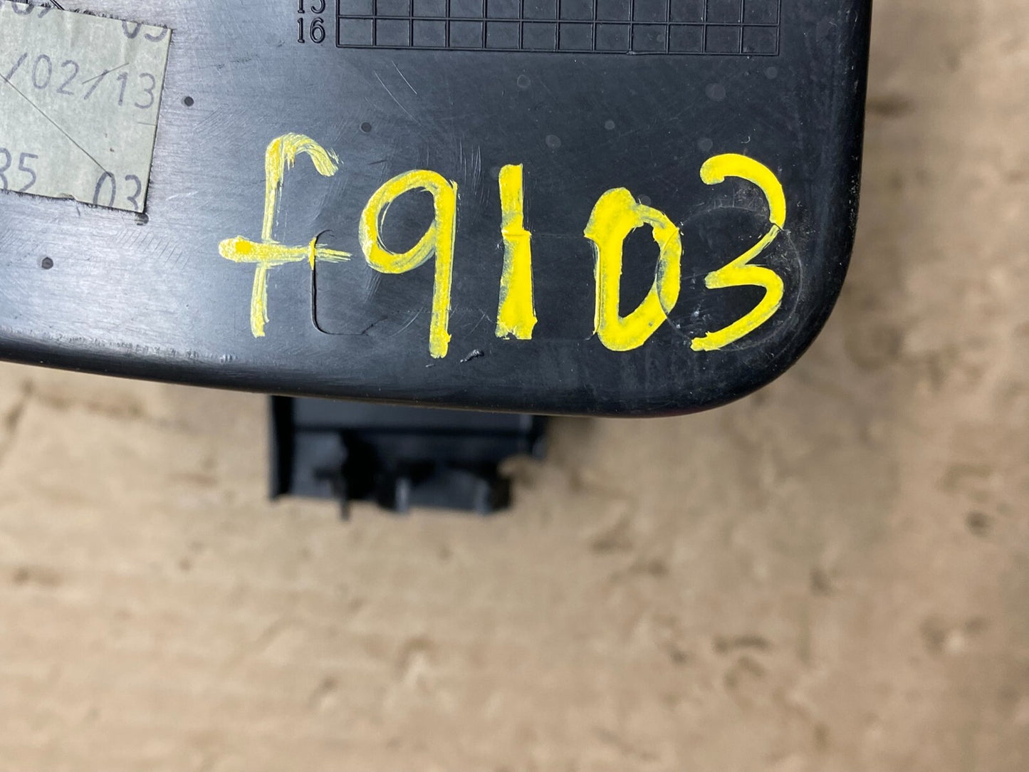 2012 - 2016 Buick Verano Center Console Dash Storage Trim Outlet F9103 DG1 OEM7