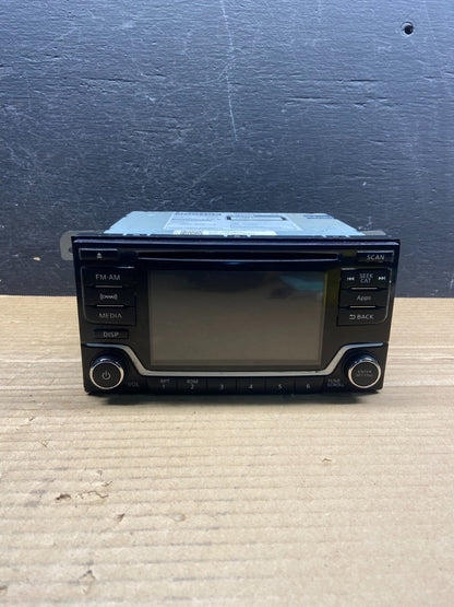2015 to 2016 Nissan Sentra Versa Radio CD Player AM/FM 281859MB0A AE4525 DG0