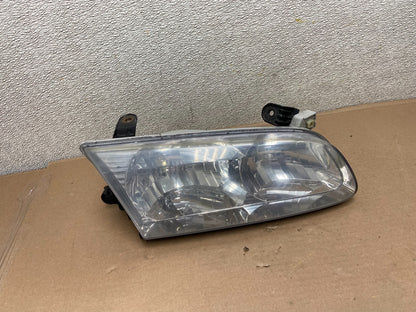 2000 to 2001 Toyota Camry Sedan Right Headlight Clear Lens AA9885 DW0