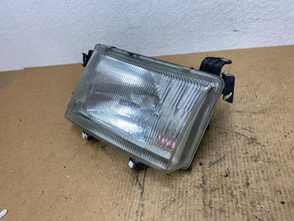 1999 2000 Subaru Forester Left Driver LH Headlight Halogen AC3679 DG1