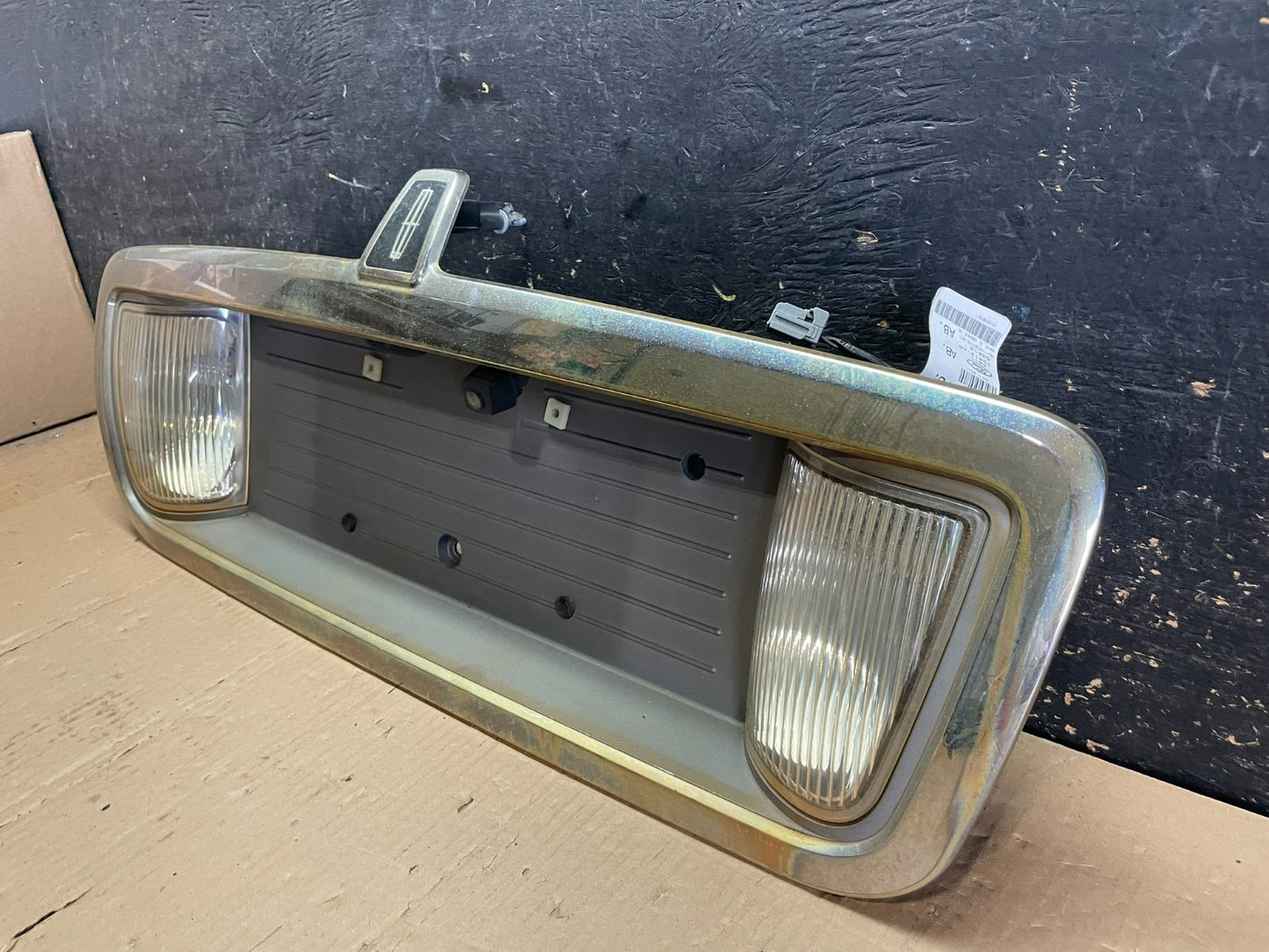 2003 to 2011 Lincoln Town Car Rear License Plate Trim Panel OEM AA8920  DG2