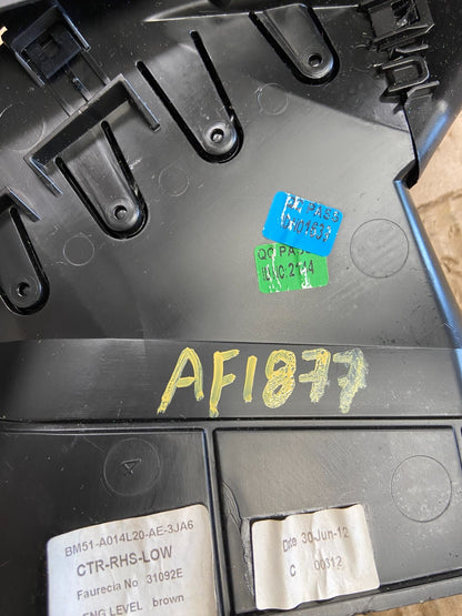 2012 to 2014 Ford Focus METRA 99-5827B / S-DIN D-DIN Car Radio Dash Kit AF18776