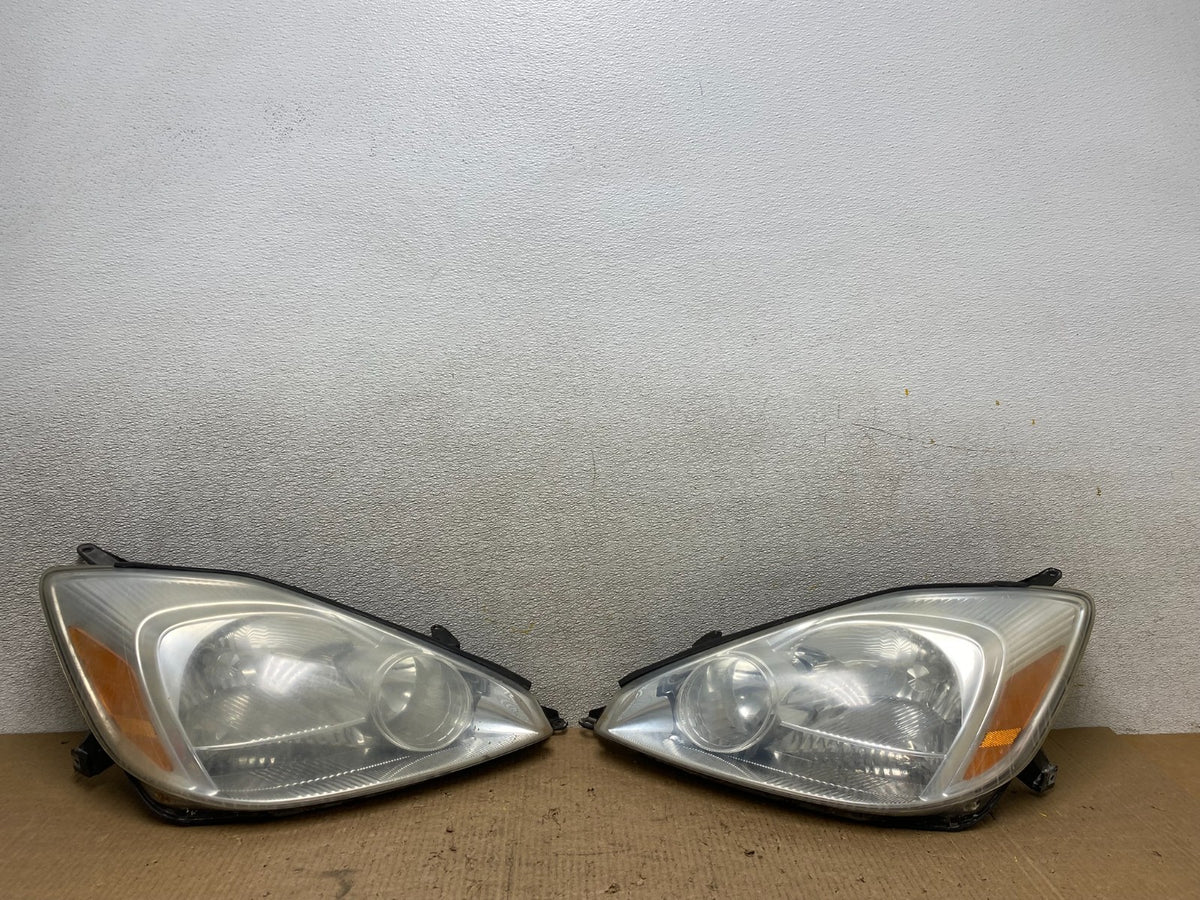 2004 2005 Toyota Sienna Left+Right Set Side Halogen Headlights W5445 DW0