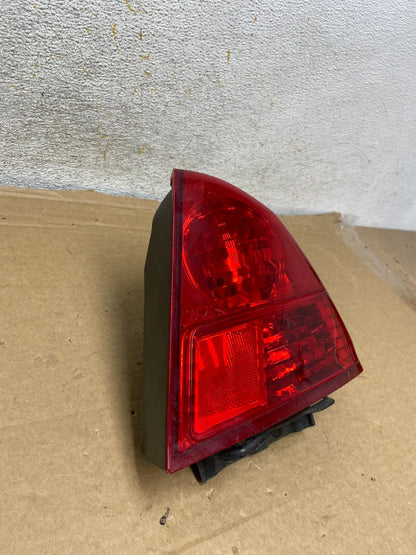 2003 2004 2005 Honda Civic Sedan Right Passenger Side Tail Light AH8234 LK1
