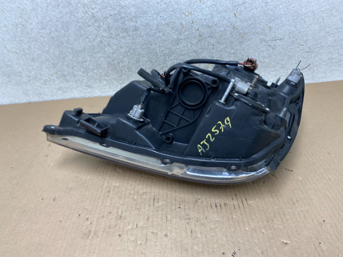 1999 to 2003 Lexus RX300 Right Passenger Headlight Halogen TYC AJ2579 DW10